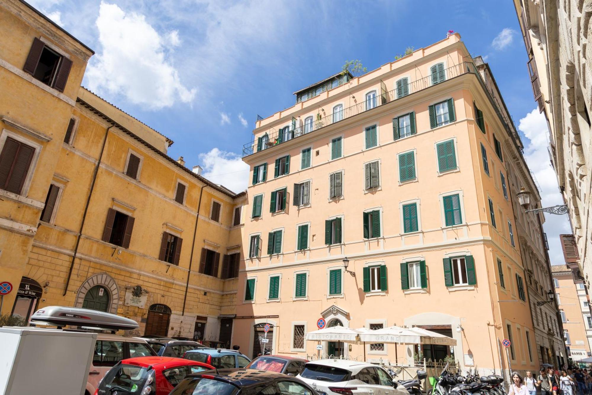 Apartamento Mh Luxury Pantheon